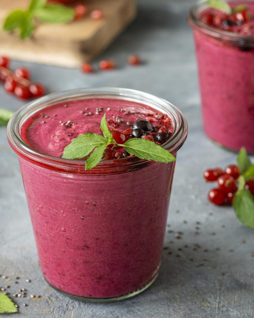 high-angle-glasses-with-smoothie