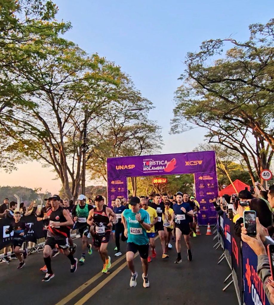 LARGADA CORRIDA TURÍSTICA DE HOLAMBRA