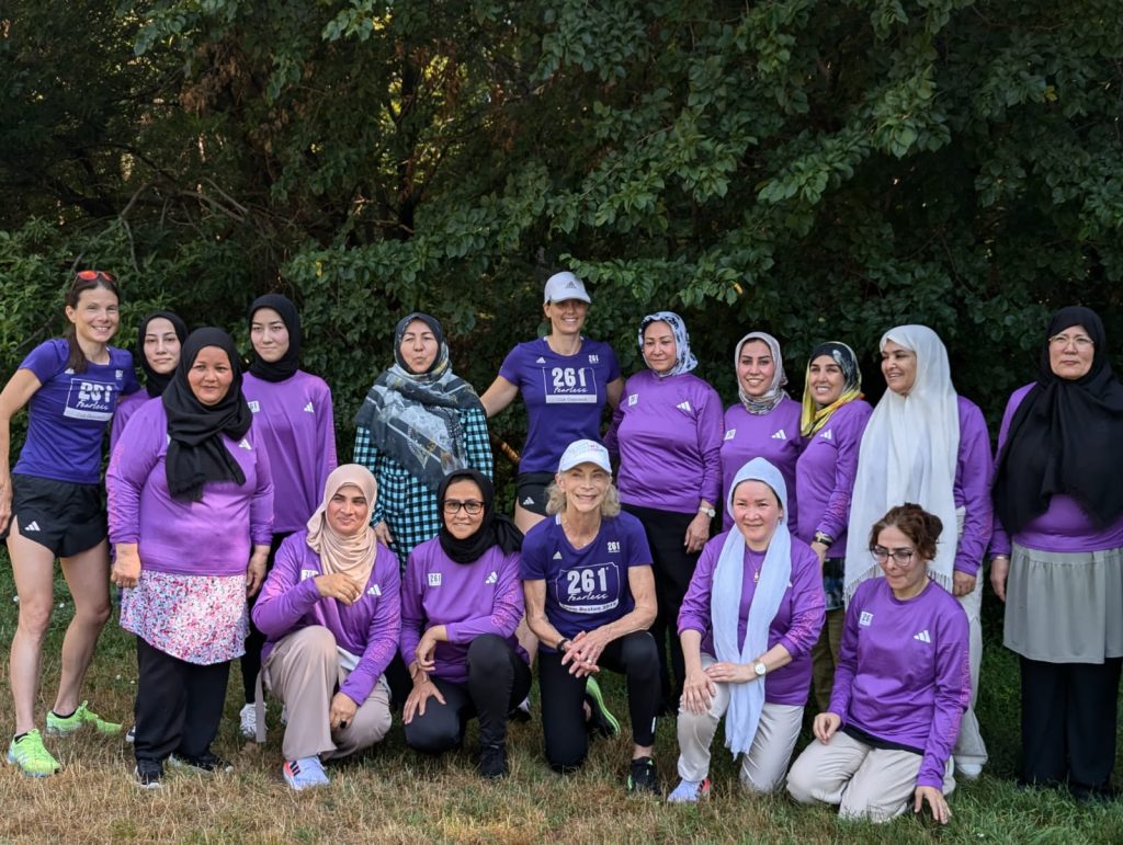 KVSwitzer with Afghan runners_261Club Austria_Credit_ Stacey Tenenbaum